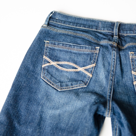 Abercrombie & Fitch Dark Denim Perfect Stretch Cuffed Shorts Size 6/W28 - Picture 6 of 13